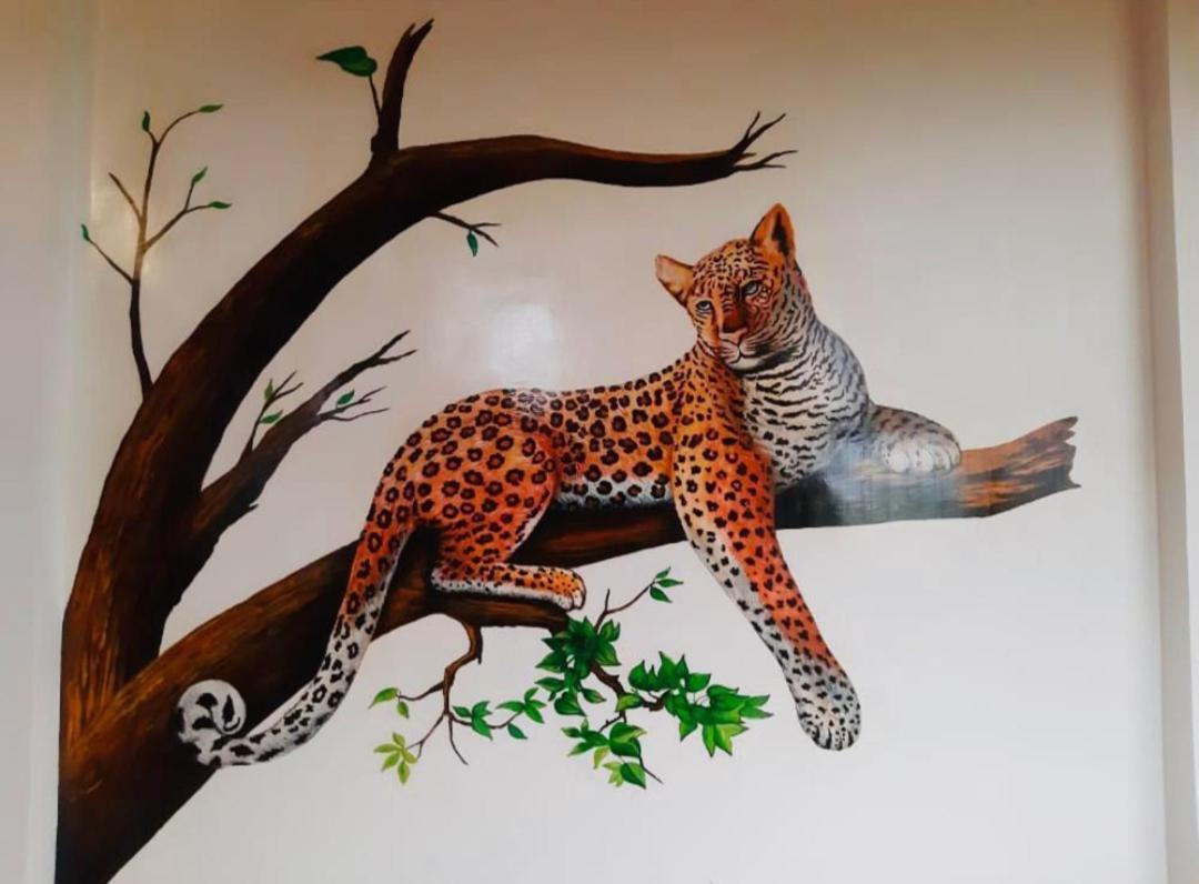 Leopard Farmhouse Mhow Exterior photo